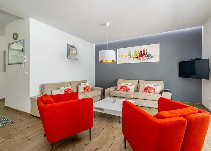 House Dan With Private Pool Kras