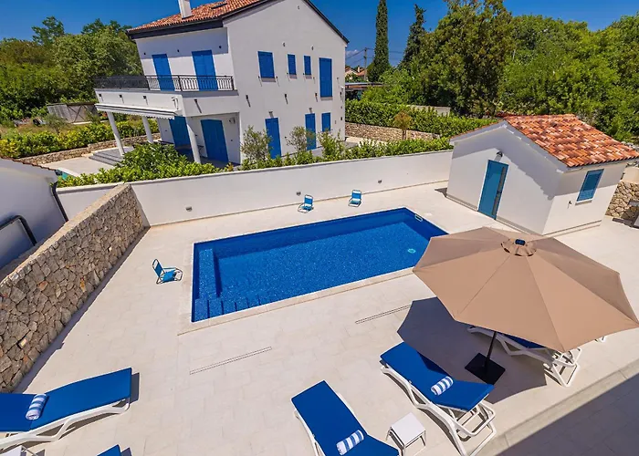 House Dan With Private Pool *