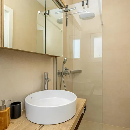 House Dan With Private Pool Βίλα *